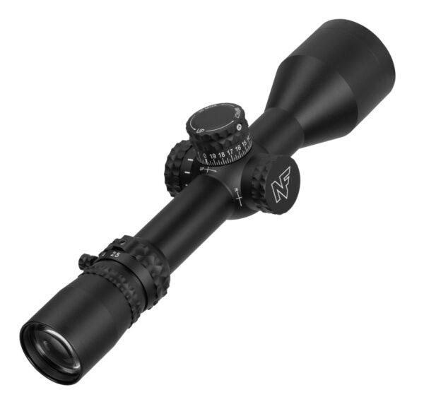 NightForce NX8 - 2.5-20x50mm F1 MOA-XT™ Black - Image 4